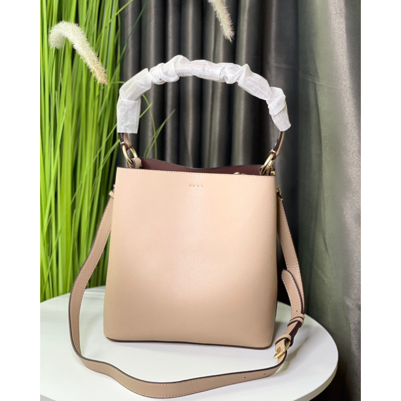 Túi xách nữ Town Bucket Size Lớn F91122