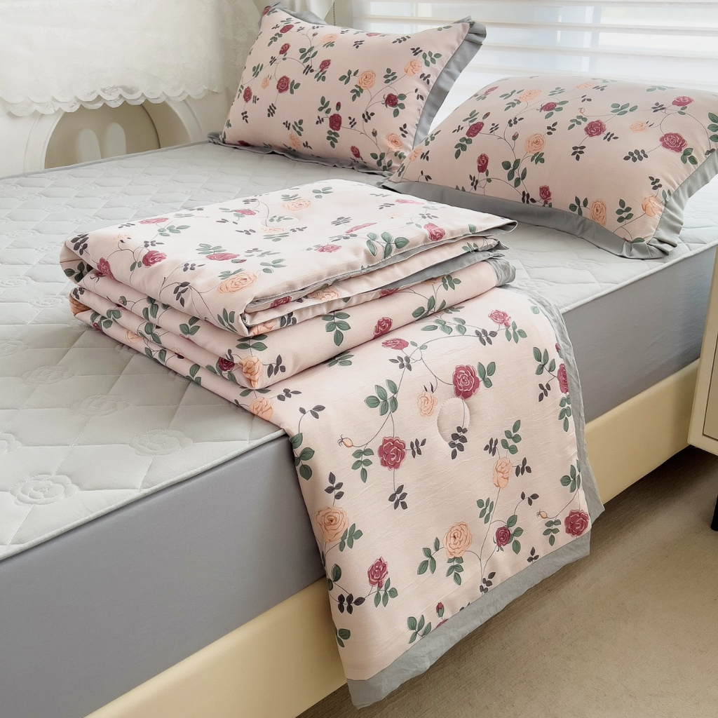 Bộ Chăn Ga Gối Cotton Đũi Hoa Hồng Leo , Chất Liệu Bền Đẹp Kích Cỡ Đa Dạng CA Bedding Decor