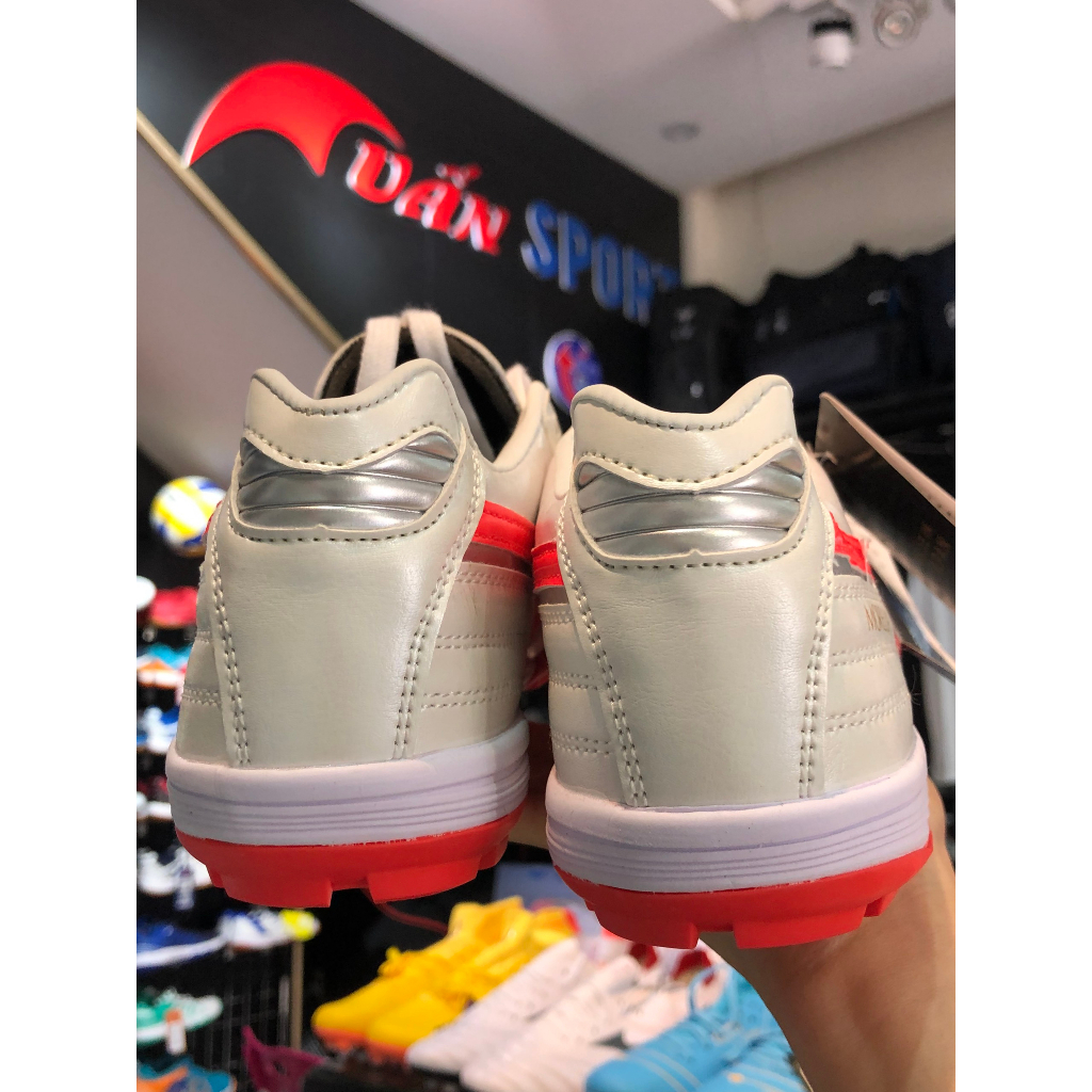 Giày đá bóng sân nhân tạo MIZUNO MORELIA NEO TF - TRẮNG HỒNG