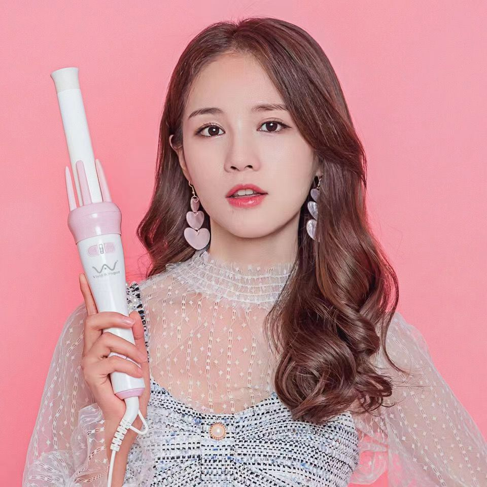 MÁY UỐN TÓC LÀM XOẮN HỒNG kèm 3phụ kiẹn pdễ dàng, tiện lợi -ladobi -TN