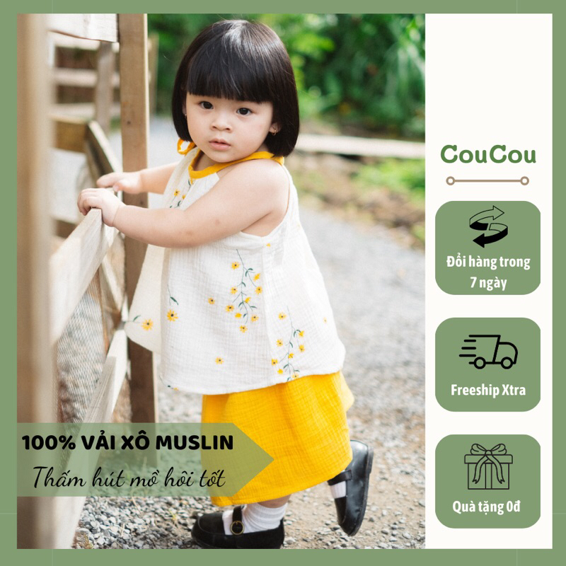 Set yếm hoa bé gái Camellia CouCou vải xô Muslin vàng - hoa nhí thoáng mát thấm hút mồ hôi tốt