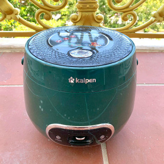 Nồi Cơm Điện 1200ml Kalpen R2-6013 công suất 500W hoặc 1.8L Lock&Lock LG EJR446BLUE công suất 700W