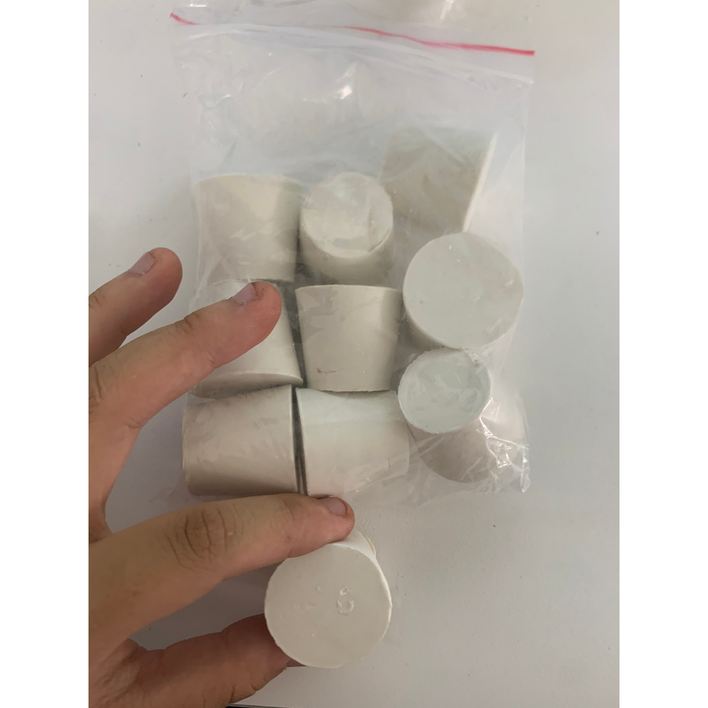 Nút đậy cao su thí nghiệm