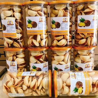 Bánh sò kẹp dứa thái lan