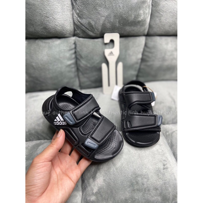 Sandal A-DI-DAS Authetic