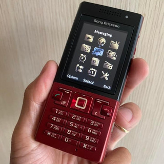 Điện Thoại Sony Ericsson T700 Siêu Mỏng Siêu Đẹp