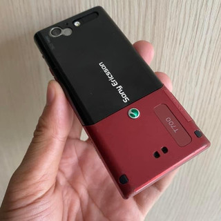 Điện Thoại Sony Ericsson T700 Siêu Mỏng Siêu Đẹp