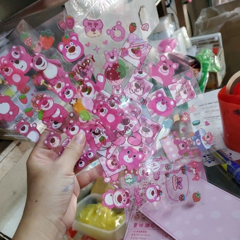 1 tập 6 tấm sticker hình gấu dâu