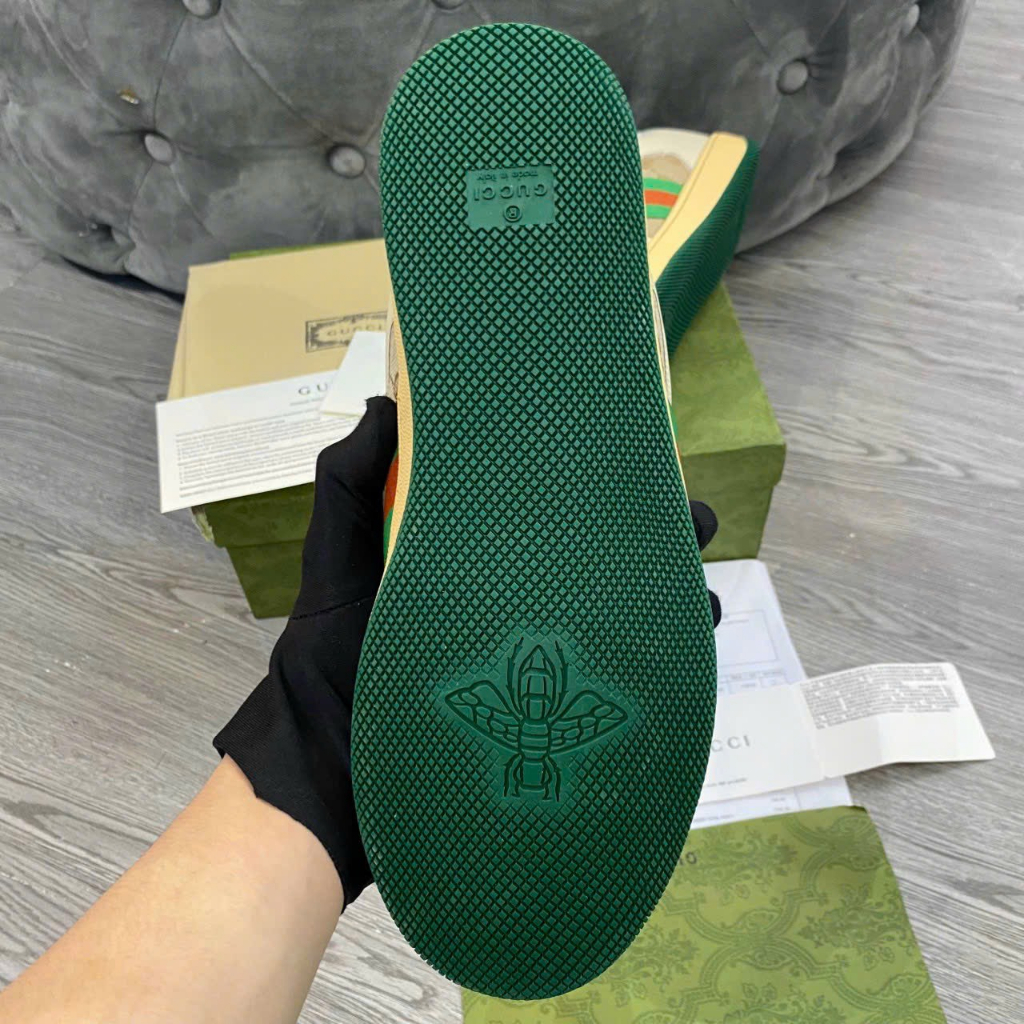 Giày Thể Thao Gu xì STX