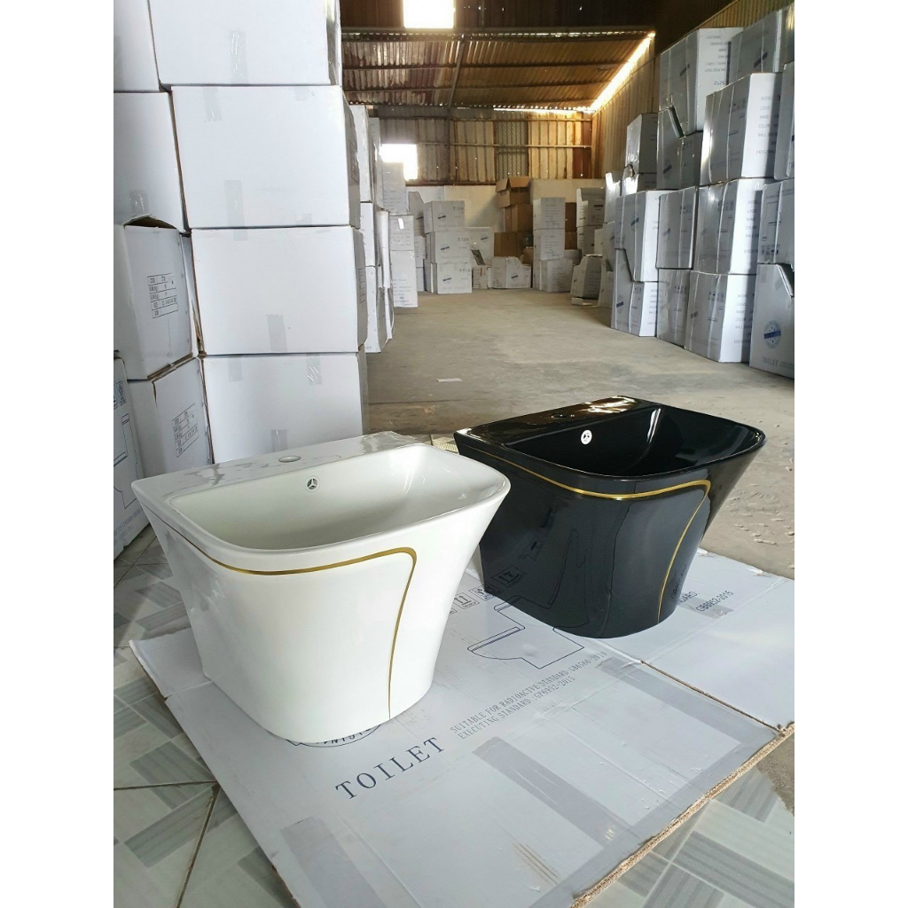 LAVABO TREO TƯỜNG 1 KHỐI VIỀN VÀNG - BỒN RỬA MẶT TREO TƯỜNG 1 KHỐI SỌC VÀNG