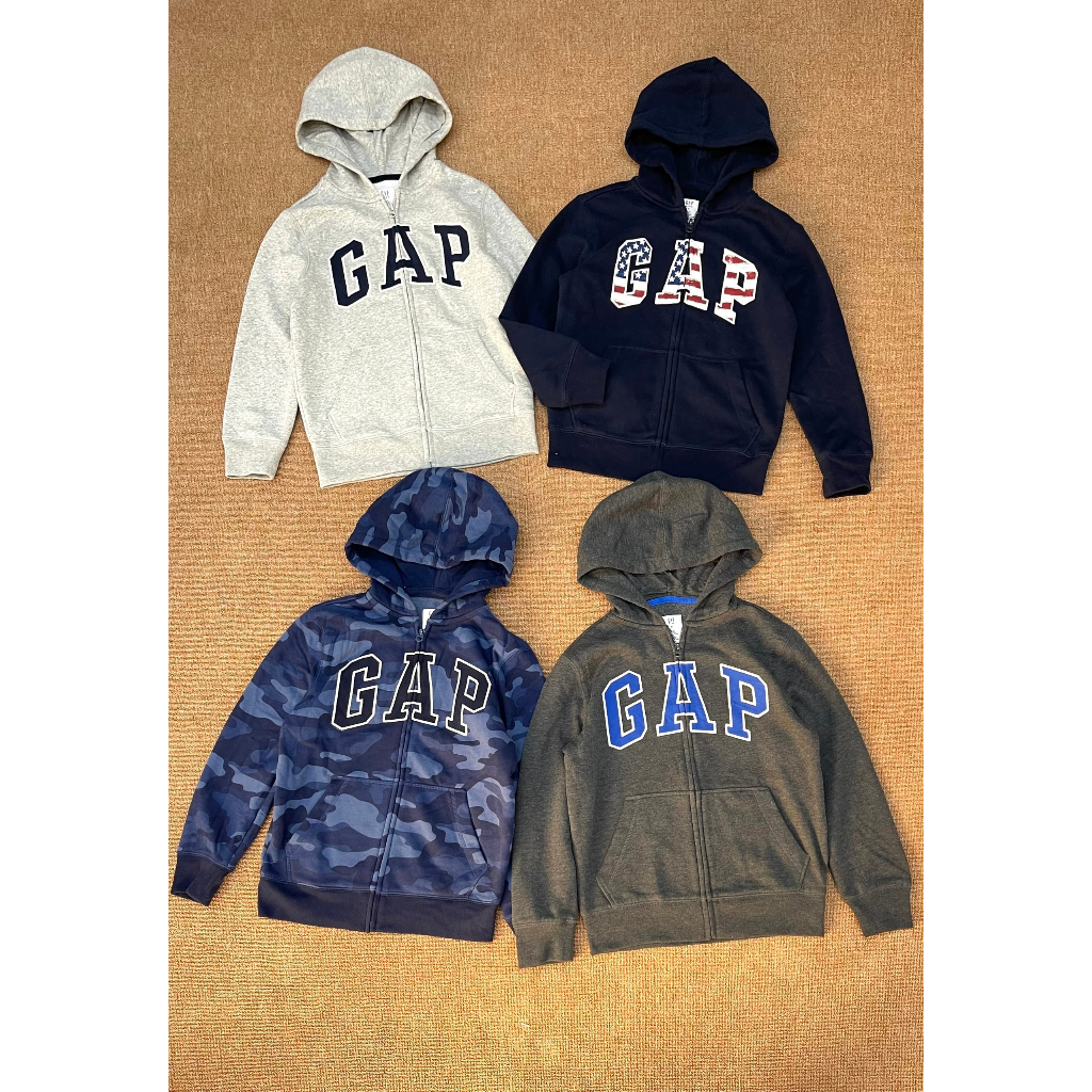 Áo khoác hình chữ GAP cho bé mặc thoải mái dễ vận động