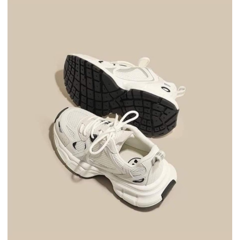 Giày thể thao form chuẩn đi êm chân hàng quảng châu