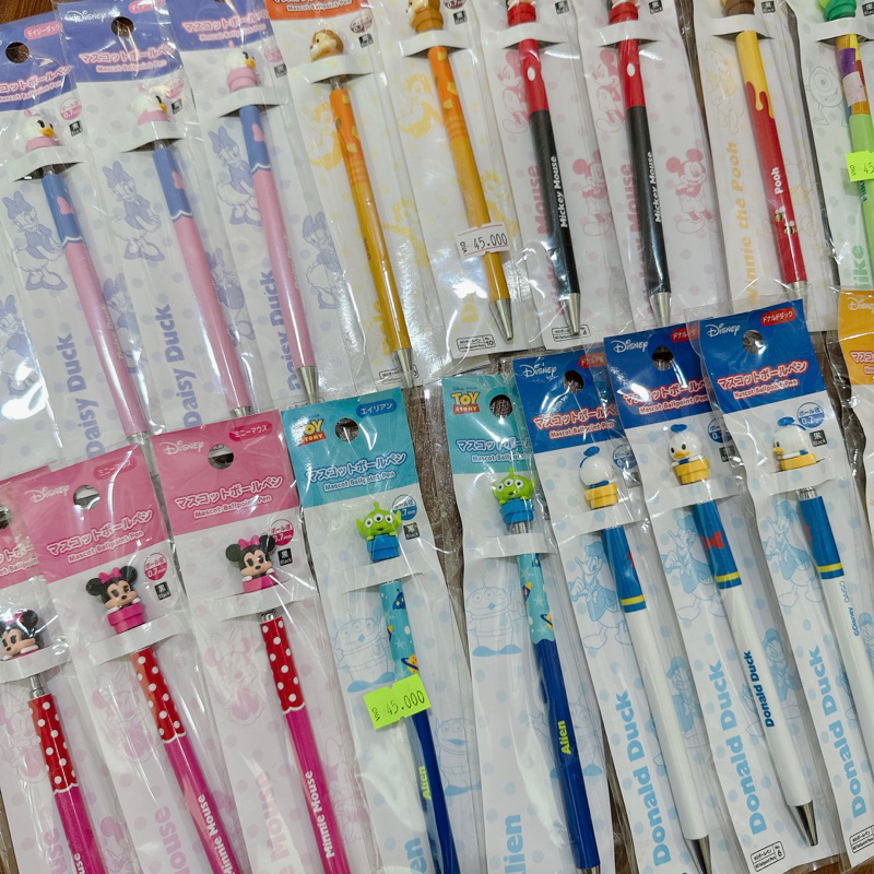 Bút Bi Mực Đen Sanrio Chính Hãng Daiso Nhật