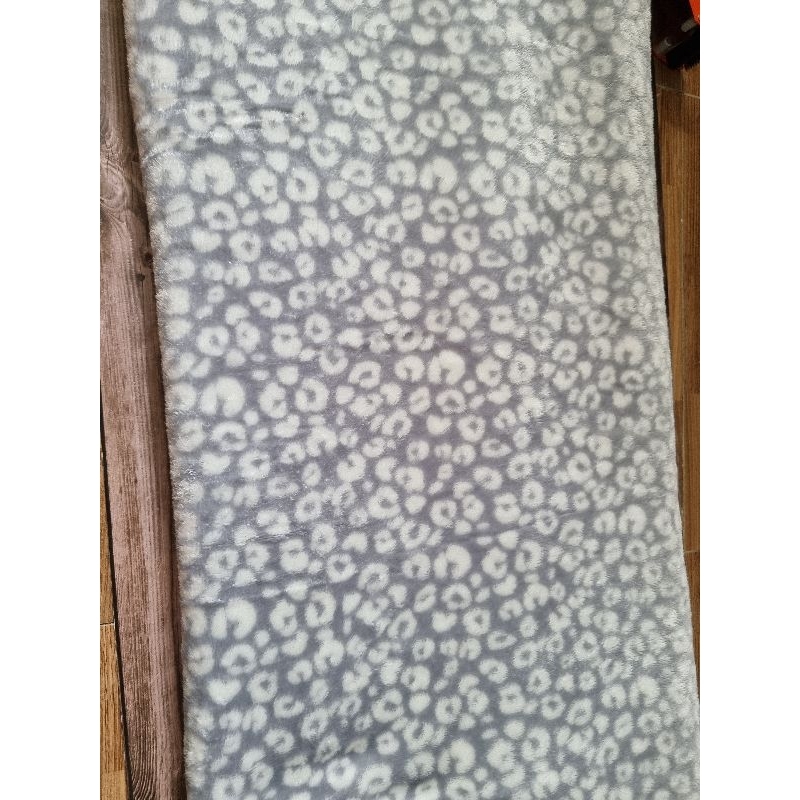 Chăn mền Cambodia lông tuyết mịn  2m4, 2m1