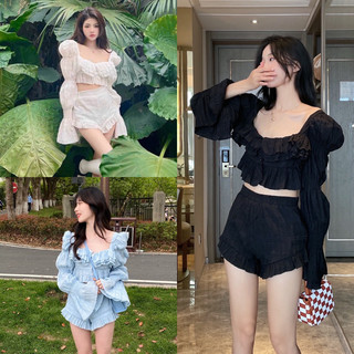 Set áo croptop cổ vuông nhún chỉ bèo ngực tay phồng loe dài + Quần short baby