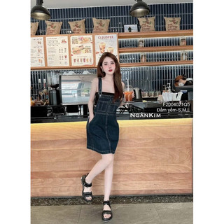 Đầm yếm jean 2 túi trước