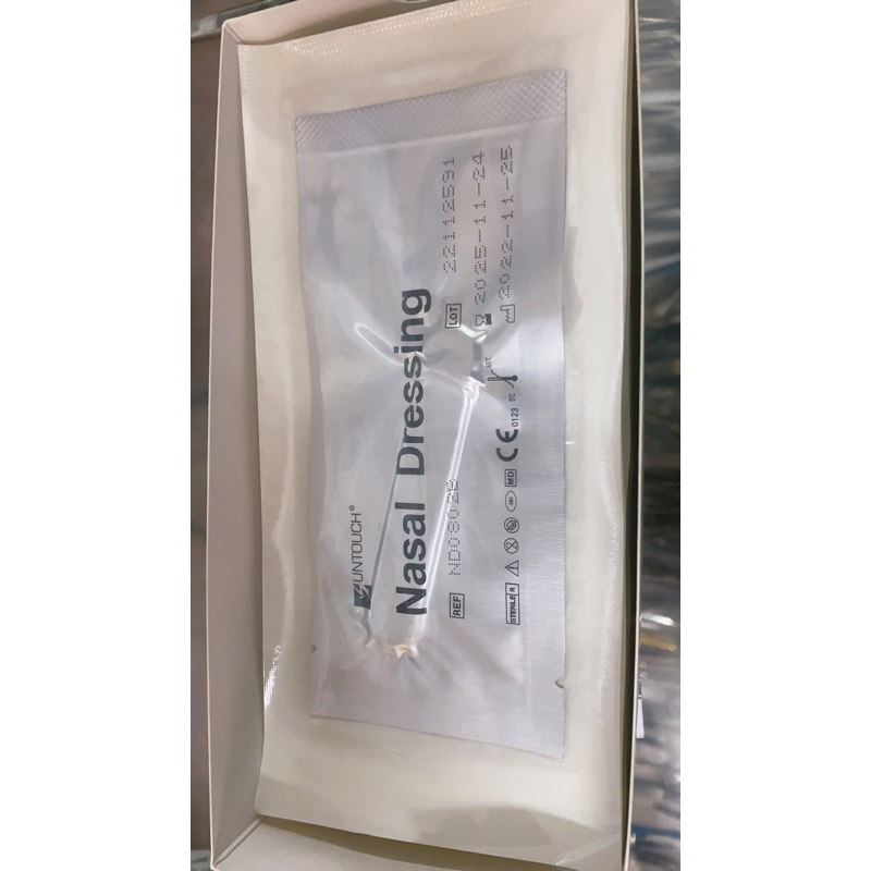 Merocel- miếng cầm máu mũi