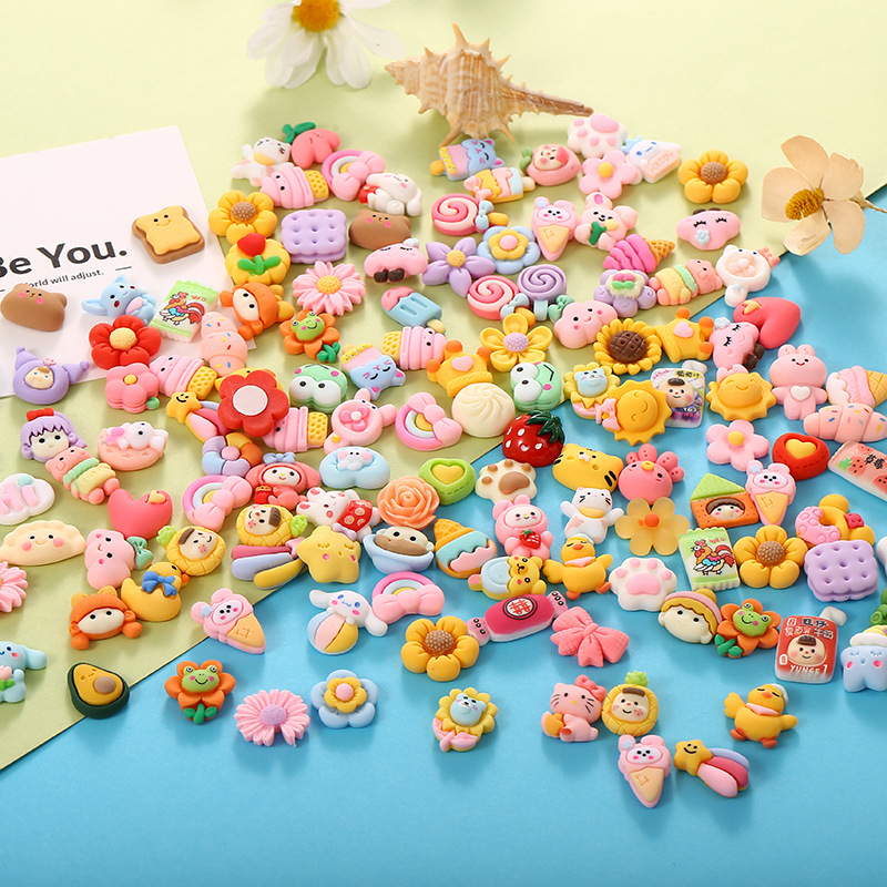 Combo hình dán sticker 3D hoạt hình đáng yêu trang trí bình nước ,điện thoại, túi ví kèm keo dán