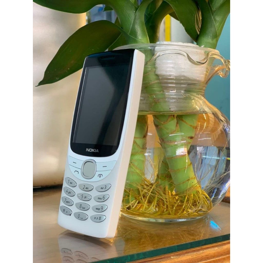Điện thoại Nokia 8210 4G Fullbox Sạc và Pin
