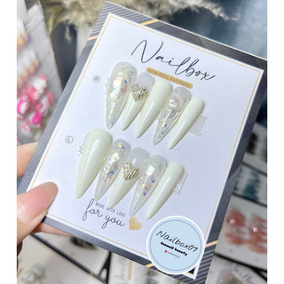 Nail box thiết kế sơn gel trắng cô dâu ẩn xà cừ