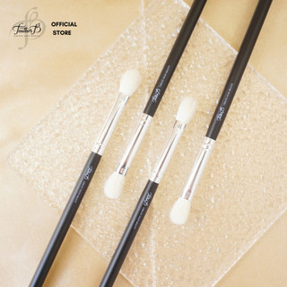 Cọ Tán Bầu Mắt Nhỏ Feather B - M456