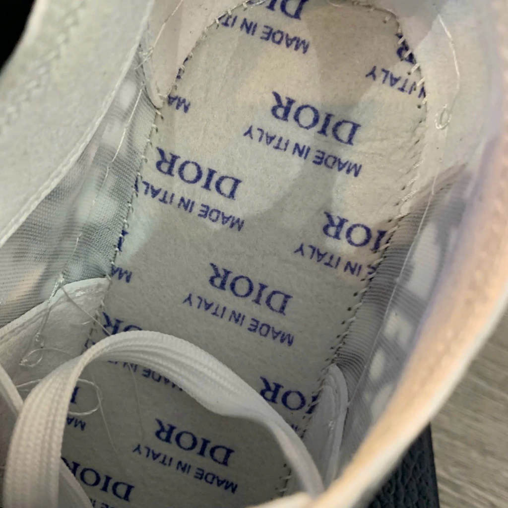 Giày Thể Thao Đì O Đen