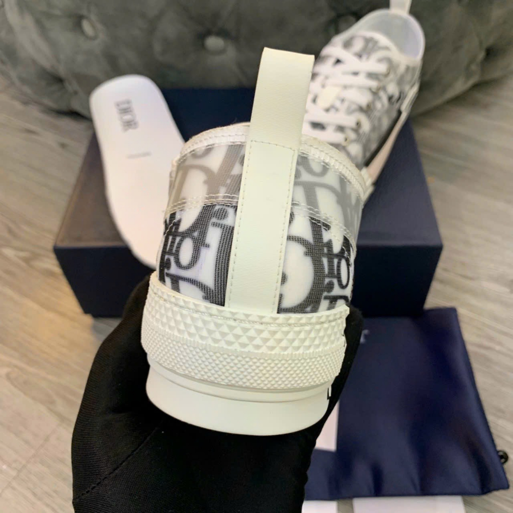 Giày Thể Thao Đì O Đen