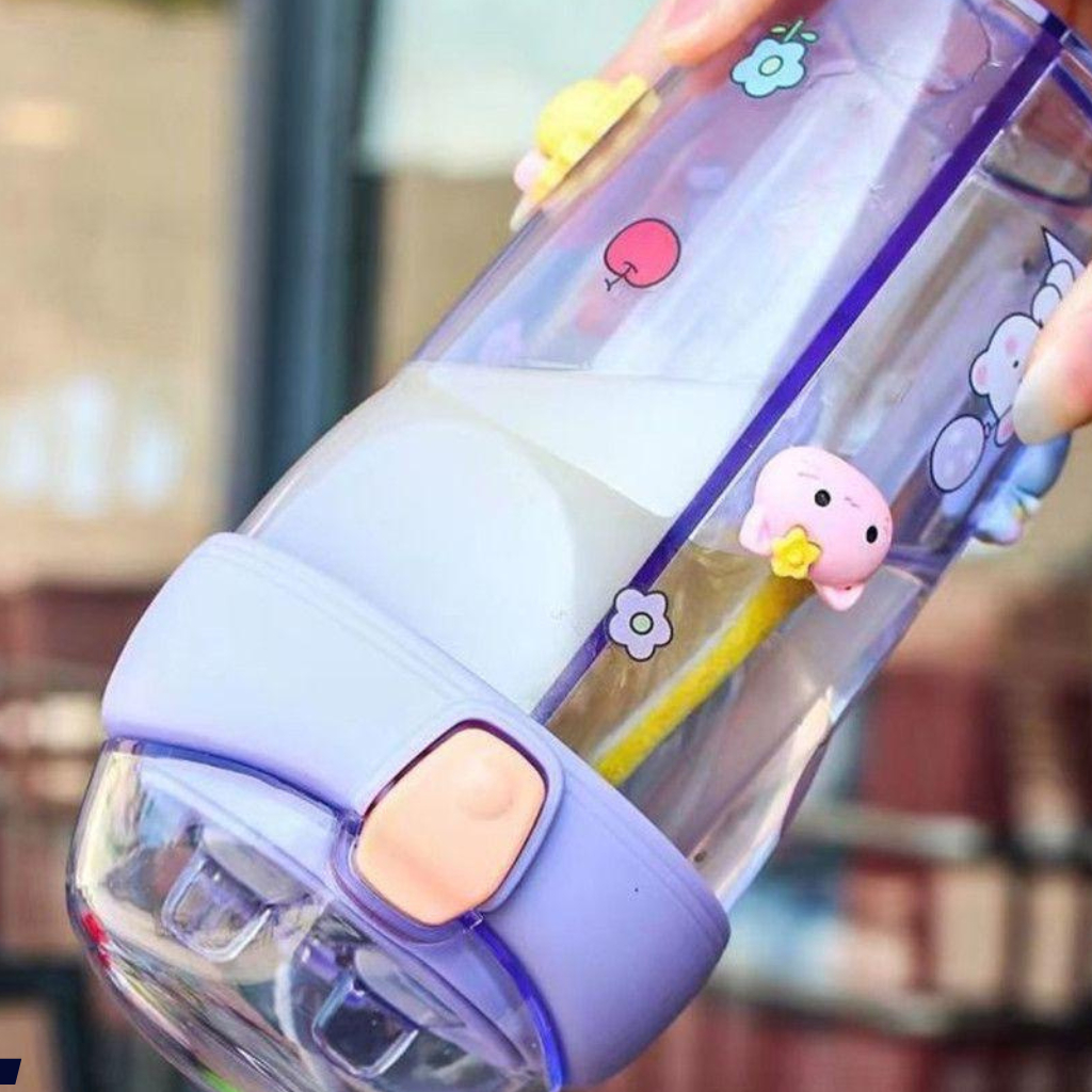Bình nước 2 ngăn dễ thương cho bé yêu tặng kèm sticker 2d, 3d và co rửa ống hút.Có dây đeo đồng màu đẹp mắt.