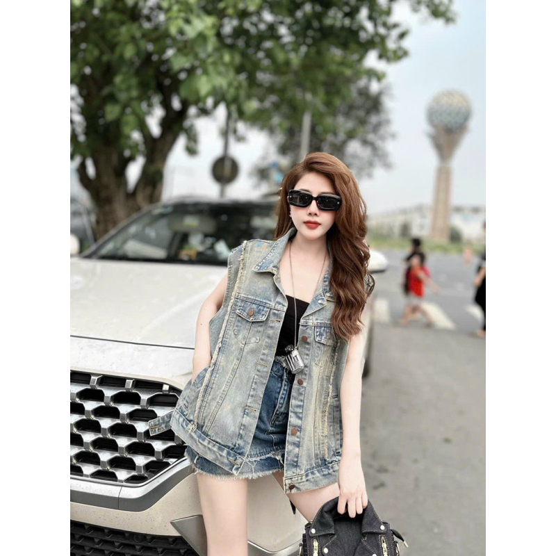 Áo gile bò rách chữ lưng thêu hàng QCL1