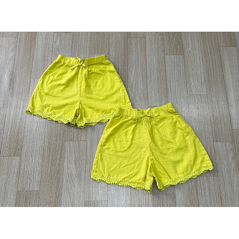 Quần short bé gái, màu vàng, xuất Hàn