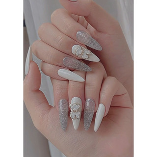 Nailbox thiết kế mắt mèo kim cương đính gấu