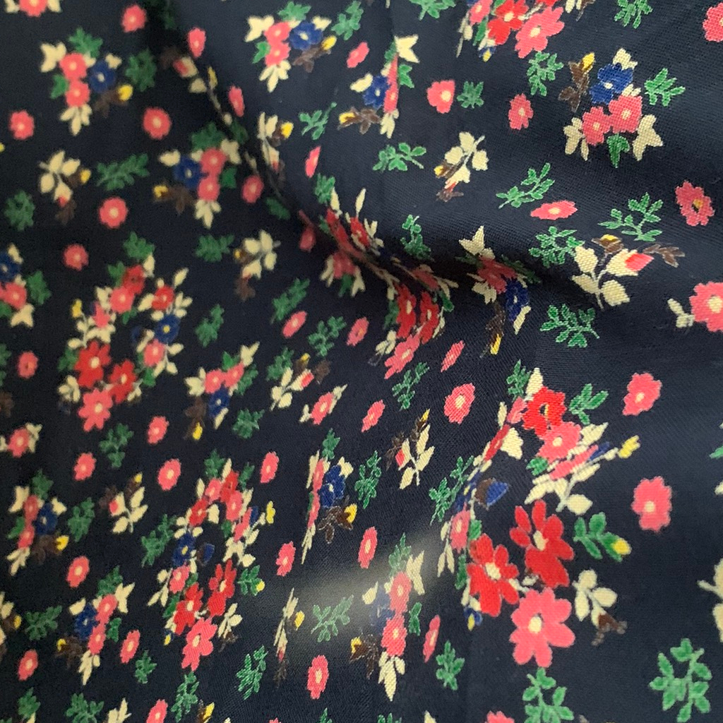 Vải Lanh  nhung, chất dày dặn, ít nhăn, vải thoáng mát.