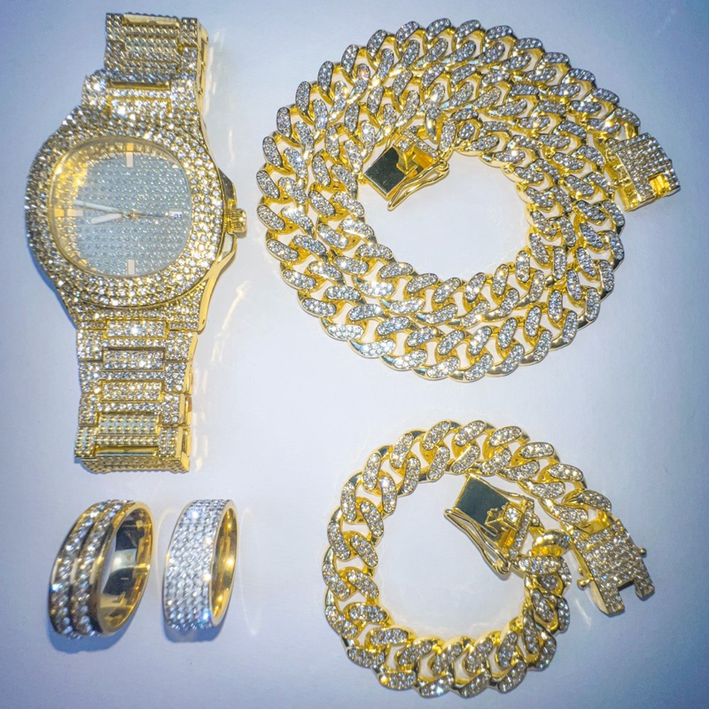 Đồng Hồ Đính Đá, Dây Chuyền, Vòng Tay & 2 Nhẫn Đính Đá Mã B5 - CW