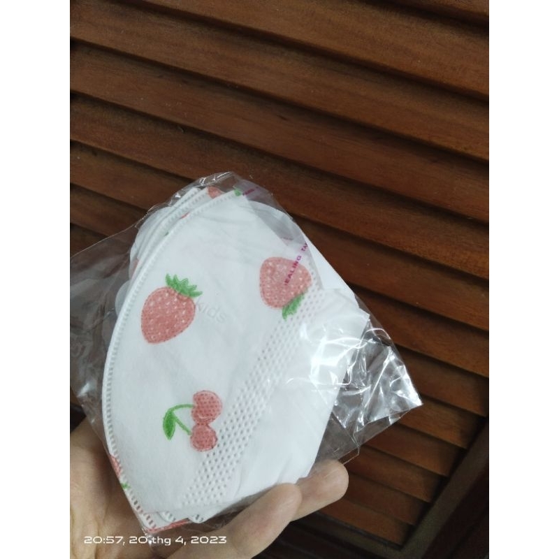 KHẨU TRANG 3D  BÉ GÁI. 1 HỘP 5 GÓI 50 CHIẾC
