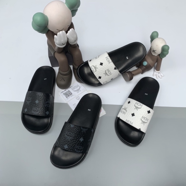 Dép lê nam quai ngang in hình MCM - Dép nam quai da chất Cò Vạc