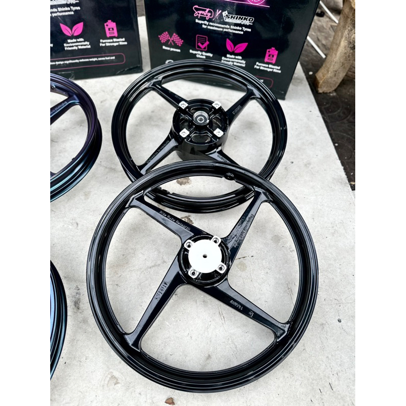 Mâm 4 Cây Super Exciter 150 Winenr 1.6 1.85 Malaysia