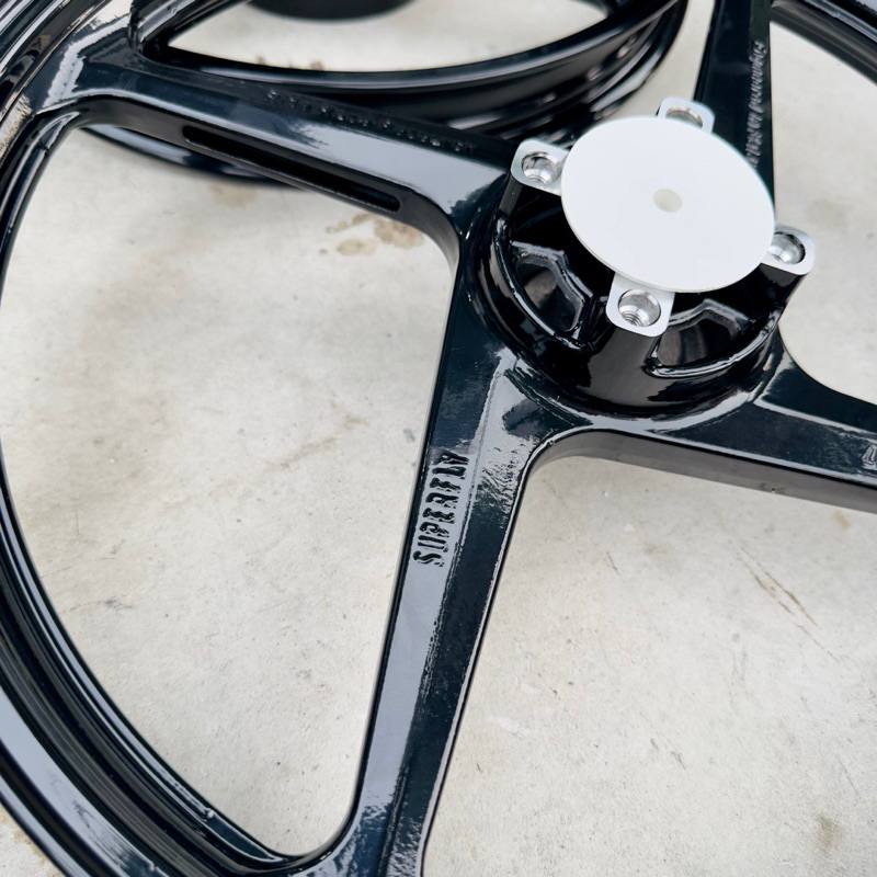 Mâm 4 Cây Super Exciter 150 Winenr 1.6 1.85 Malaysia