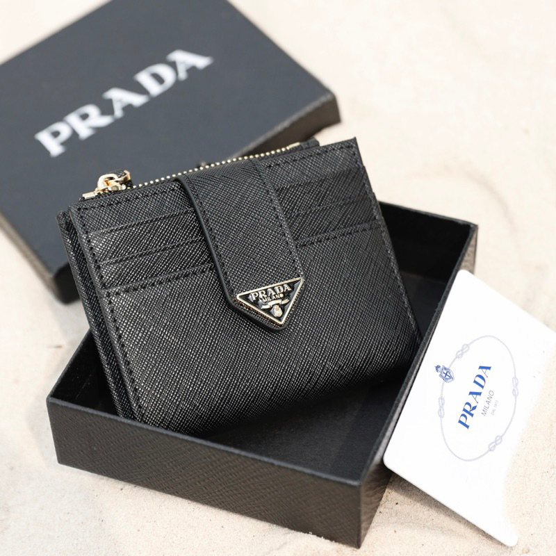 Ví Prada bản super chất liệu da xước fullbox loại đẹp mini