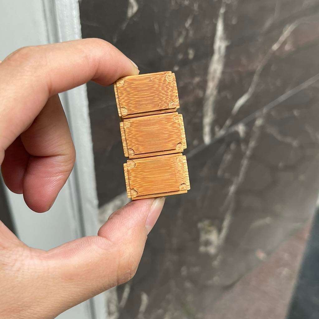 Cóng sứ chim chào mào hàng Bát Tràng mẫu vẽ tay miệng kẻ vàng gắn sẵn tai lồng chào mào