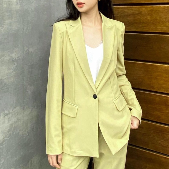 Áo vest nữ blazer KHÀN áo khoác nữ công sở màu vàng nhạt tà ngang thời trang tay dài 1 lớp phong cách Hàn Quốc