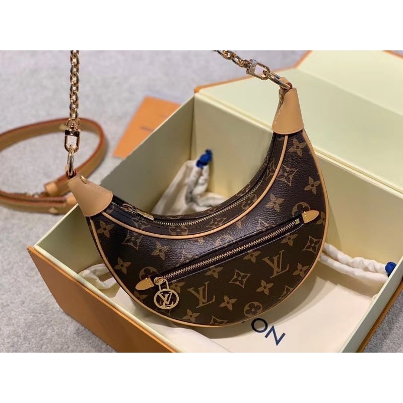 Túi 𝐿𝑉 Moon hoa nâu size 23cm fullbox new 2 box