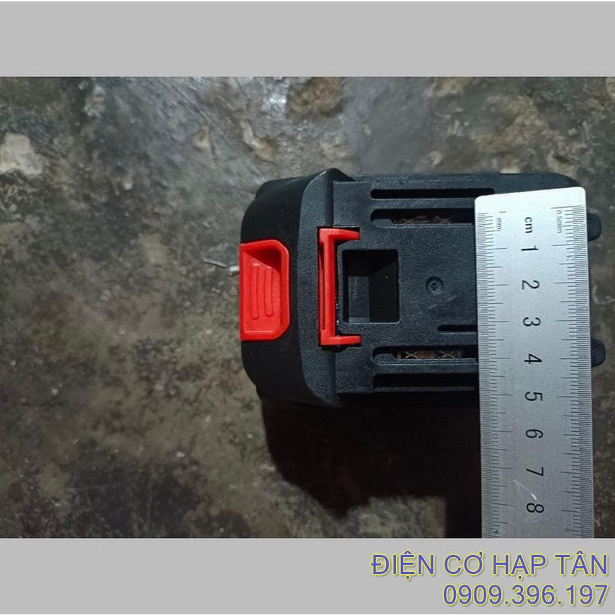 MÁY RỬA XE PIN MAKITA 220V - MÁY RỬA XE GIA ĐÌNH - MÁY XỊT TƯỚI HOA  , PHUN THUỐC