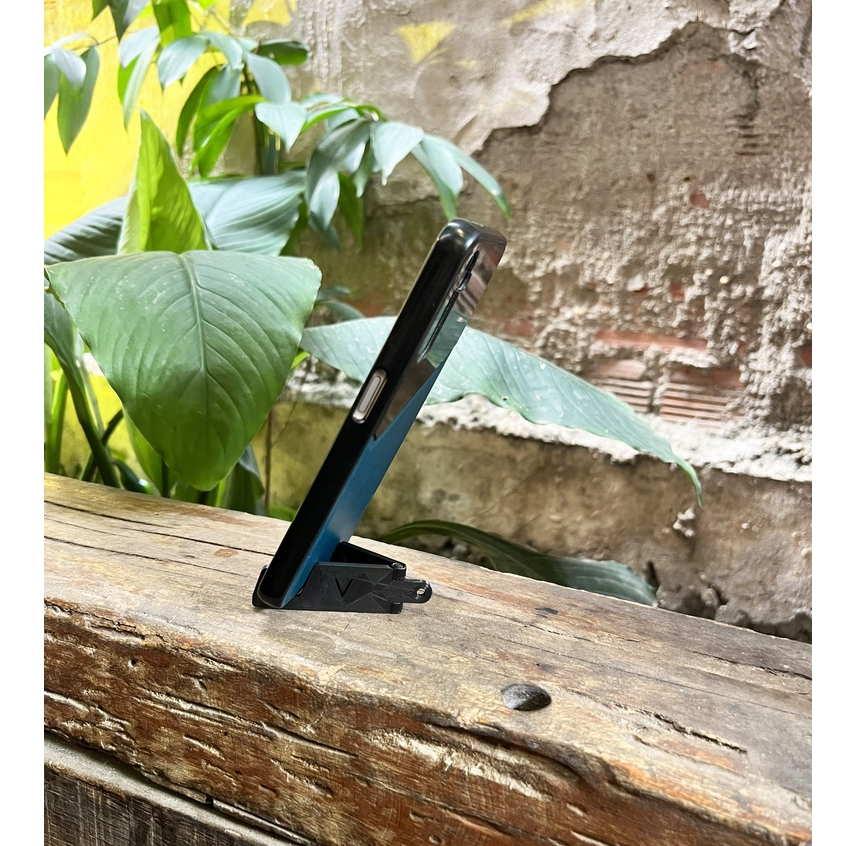 Giá đỡ điện thoại móc khóa ghim tên chữ cái - IN3D.INDINI