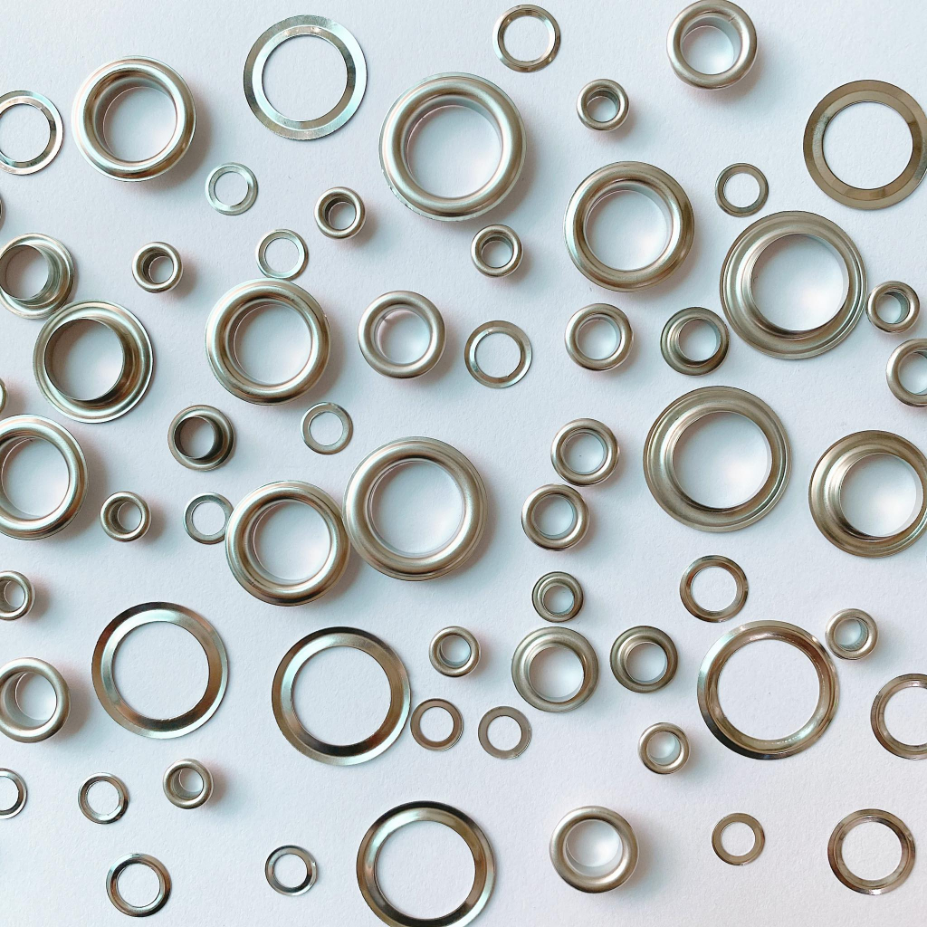 Gói 50 Khoen ore mắt cáo size từ 4 - 14 mm (lọt lòng) ô rê mắt cáo, có kèm long đền, dùng cho quần áo, túi xách...