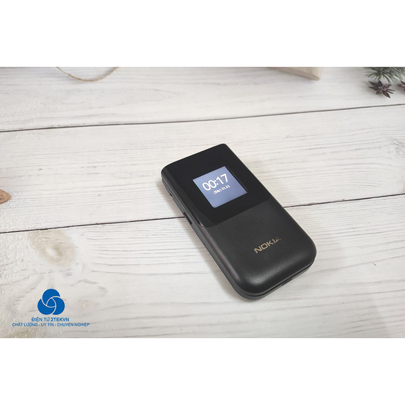 Điện thoại nắp gập Nokia 2720 Flip loa to chữ to cho người già