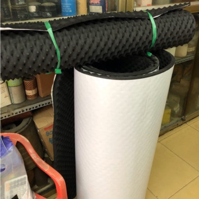 Mút trứng tiêu âm , cách nhiệt chống cháy có keo dán dày25mm xe hơi phòng thu âm