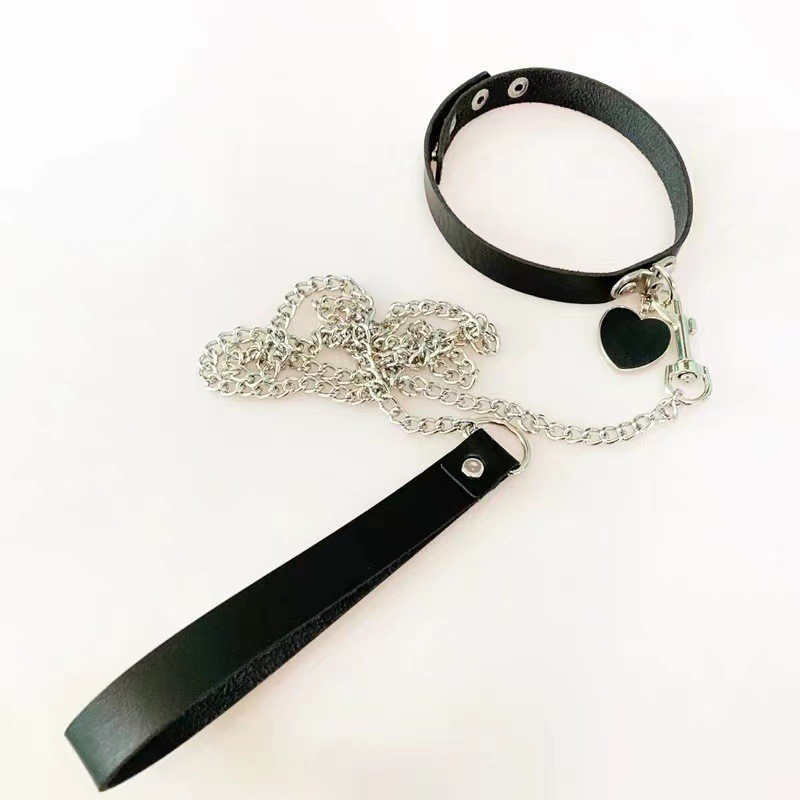 Vòng cổ choker cosplay sexy kèm dây xích đem lại vẻ cá tính quyến rũ VC02