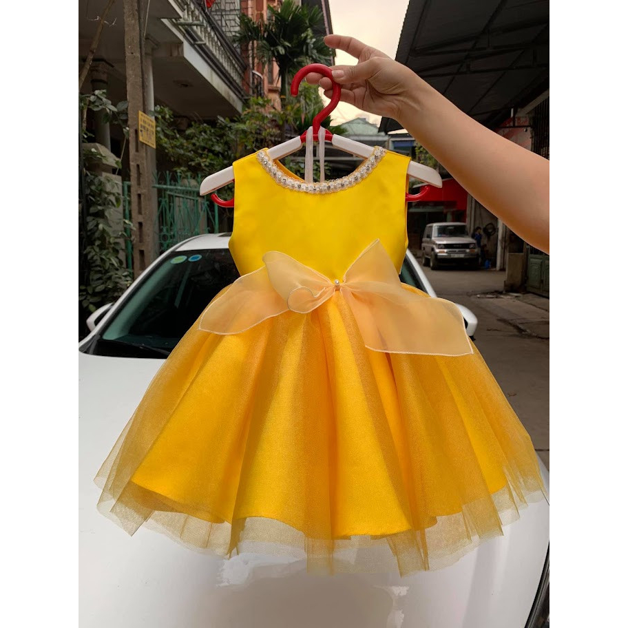 Váy đầm công chúa sát nách cổ tròn đính ngọc dáng xòe tầng phối nơ dễ thương cho bé gái