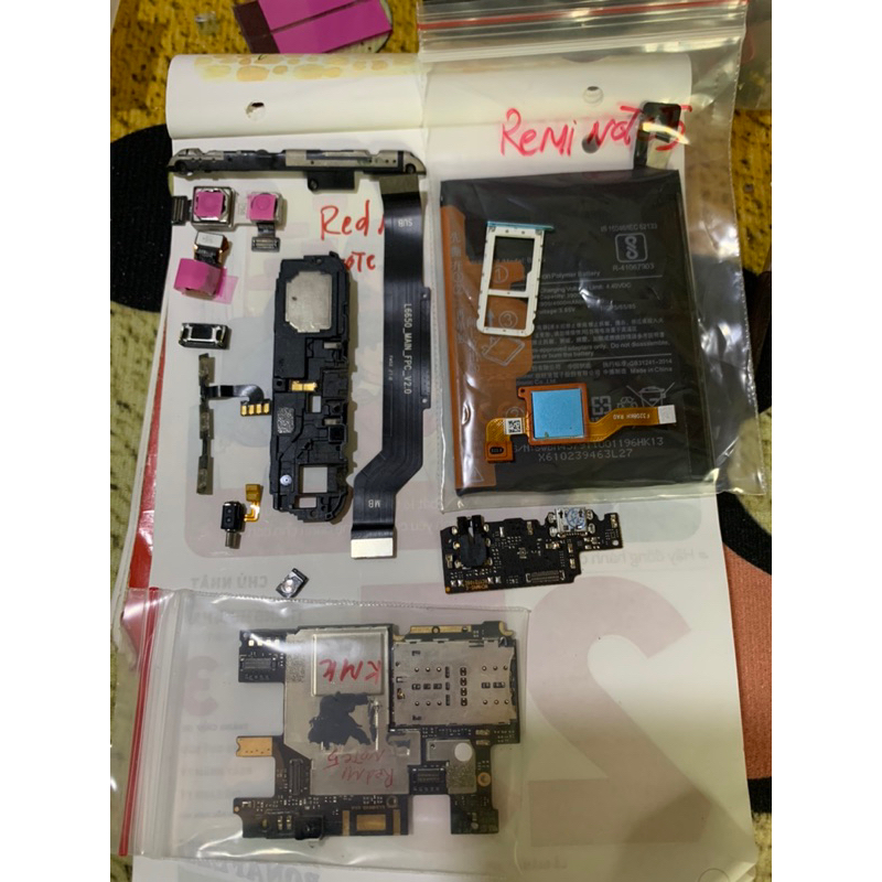 Redmi note 5/cam trước/cam sau/loa trong/loa ngoài/cáp nguồn/cáp nối main/main sạc/Vân tay/pin/nẹp đậy main/cục rung