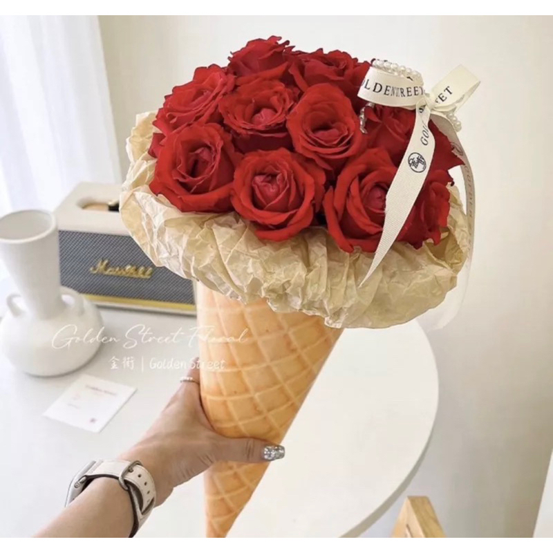 Sỉ tập 20 tờ giấy nến ánh trai gói viền hoa,gói quà